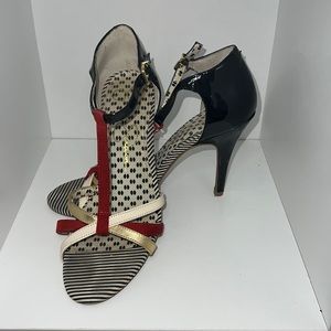 Jessica Simpson Patent Leather Sandal size 7.5